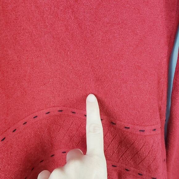 BCBGMaxAzria Knit Stretctchy Soft Pullover Sweater Perfect Holiday/Christmas Top - Picture 5 of 5